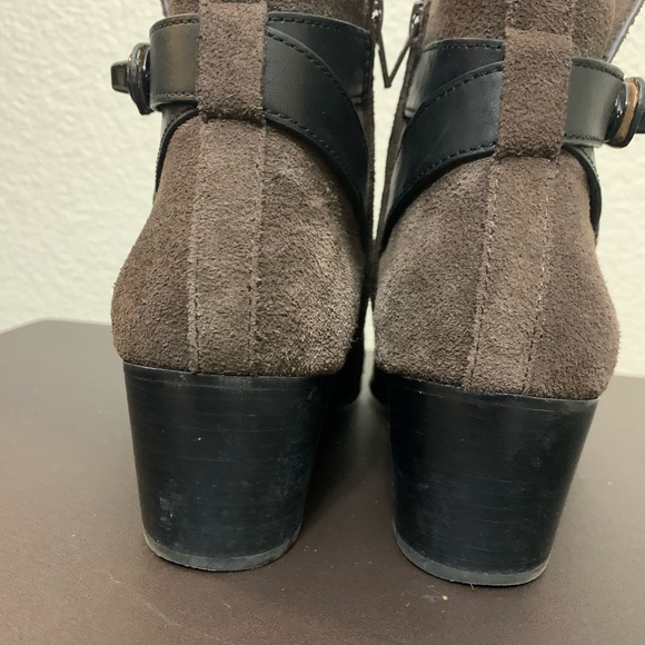 COACH | Patricia Booties Suede Material & Leather in Chestnut Brown FLAW - Picture 5 of 16